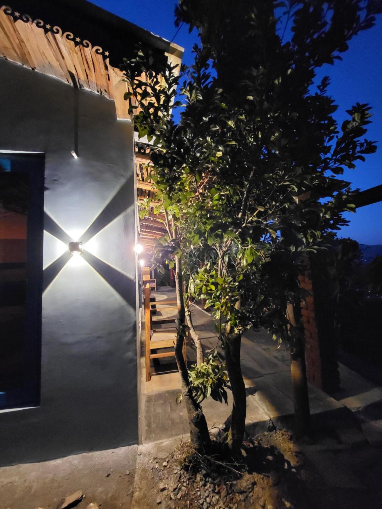 Zenoaks Homestay Almora Extérieur photo
